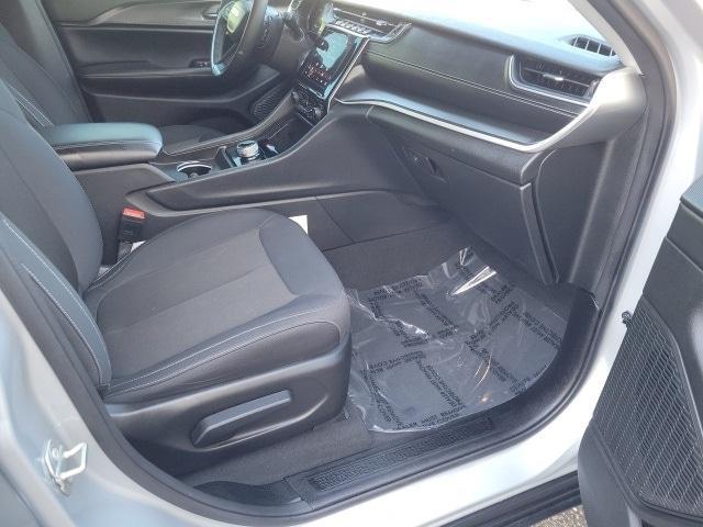 used 2023 Jeep Grand Cherokee car, priced at $24,991