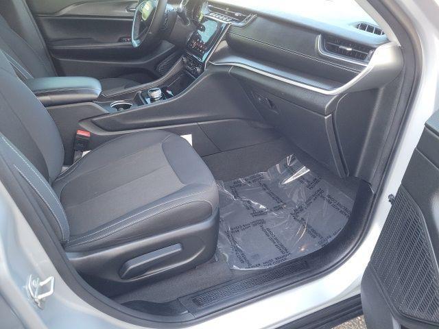 used 2023 Jeep Grand Cherokee car, priced at $24,991