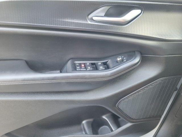 used 2023 Jeep Grand Cherokee car, priced at $24,991