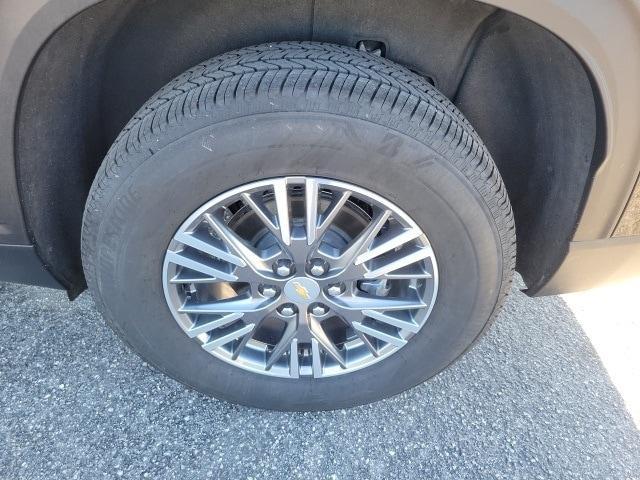 used 2025 Chevrolet Traverse car, priced at $34,999