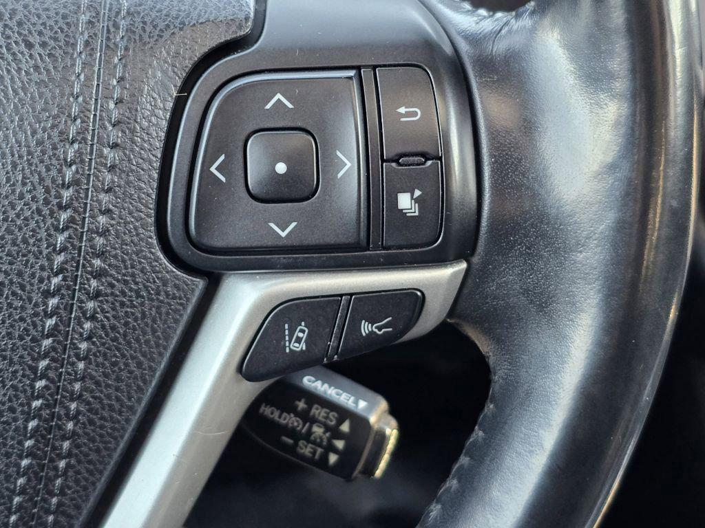 used 2018 Toyota Highlander car, priced at $19,580