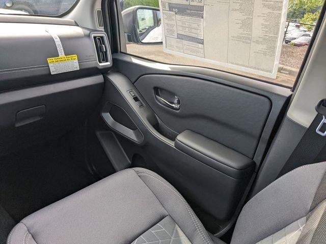 new 2025 Nissan Frontier car, priced at $39,907