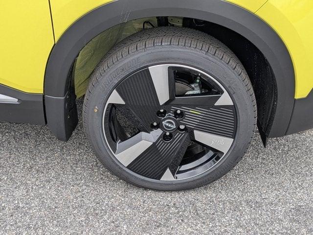 new 2026 Nissan Kicks car, priced at $27,431