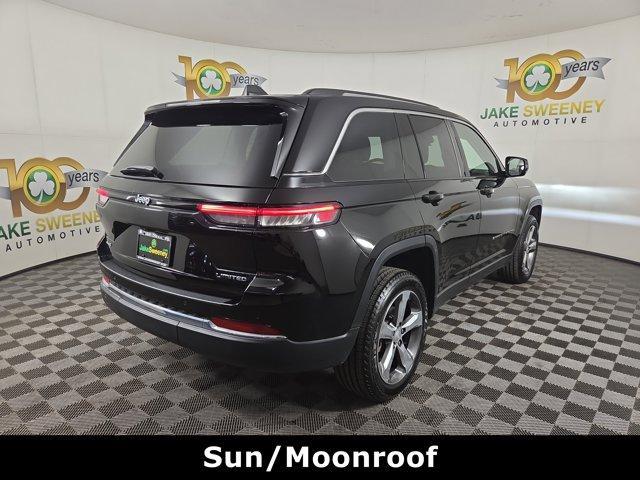 used 2022 Jeep Grand Cherokee car, priced at $30,000