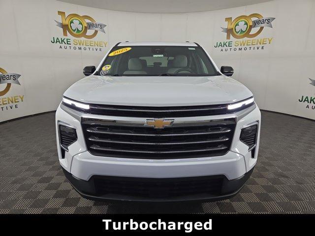 used 2025 Chevrolet Traverse car, priced at $34,888