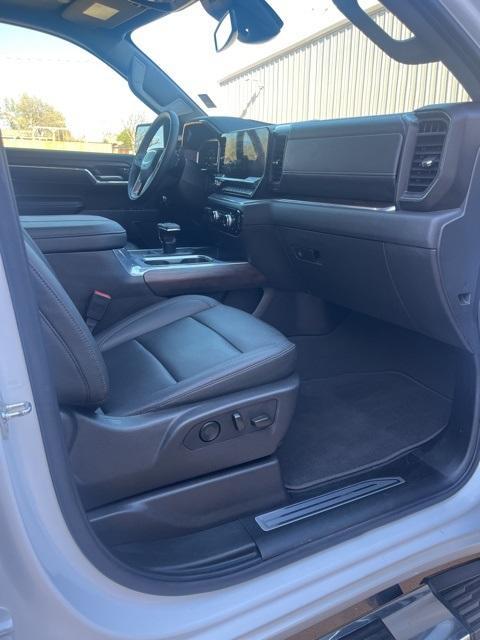 used 2024 GMC Sierra 1500 car, priced at $46,900