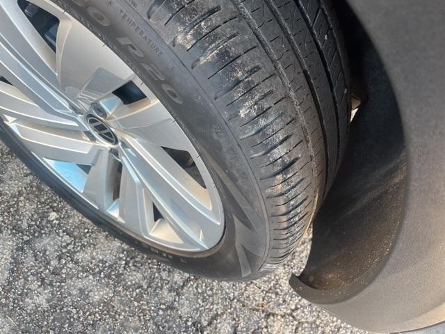 used 2022 Volkswagen Atlas Cross Sport car, priced at $20,900