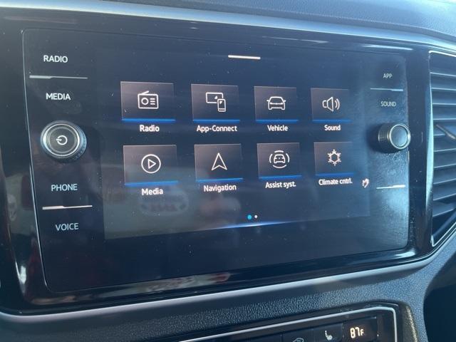 used 2022 Volkswagen Atlas Cross Sport car, priced at $20,900