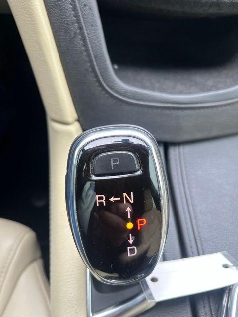 used 2018 Cadillac XT5 car, priced at $15,900