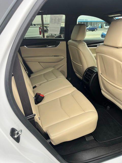 used 2018 Cadillac XT5 car, priced at $15,900