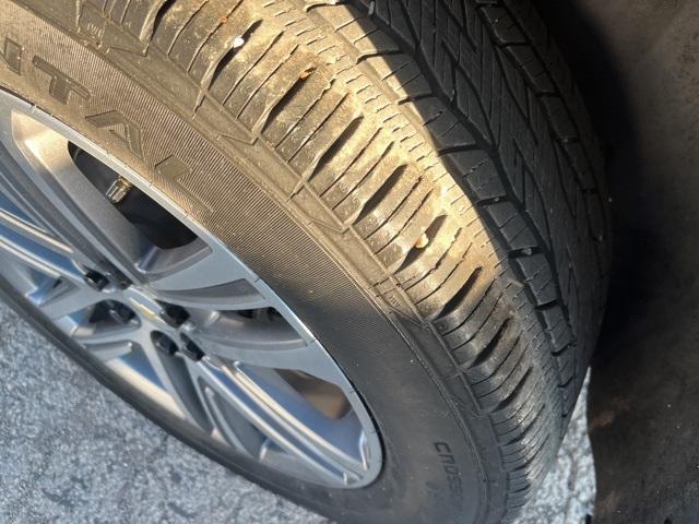 used 2023 Chevrolet Traverse car, priced at $35,900