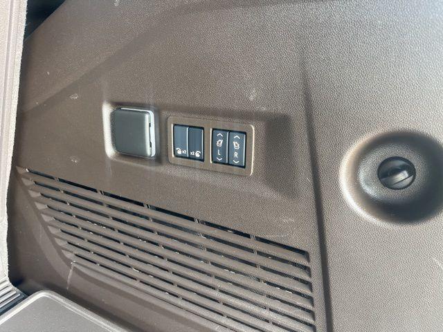 used 2024 GMC Yukon car, priced at $69,900