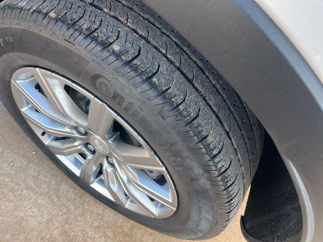 used 2020 Cadillac XT4 car, priced at $21,899