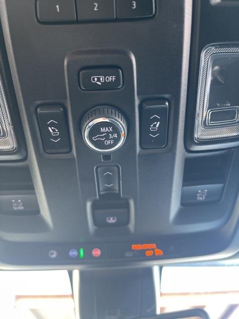 used 2021 GMC Yukon XL car, priced at $39,900