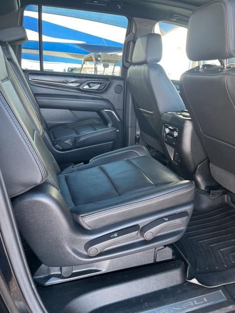 used 2021 GMC Yukon XL car, priced at $39,900