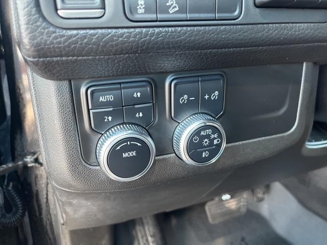 used 2021 GMC Yukon XL car, priced at $39,900