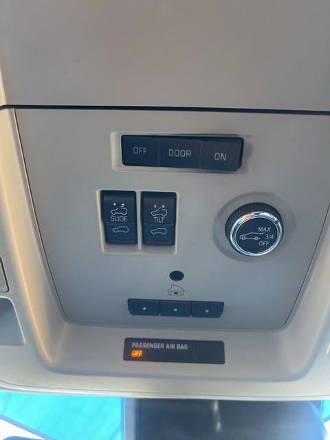 used 2020 GMC Yukon car, priced at $34,900