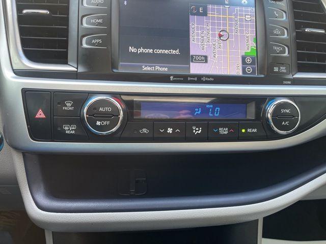 used 2019 Toyota Highlander car, priced at $21,900