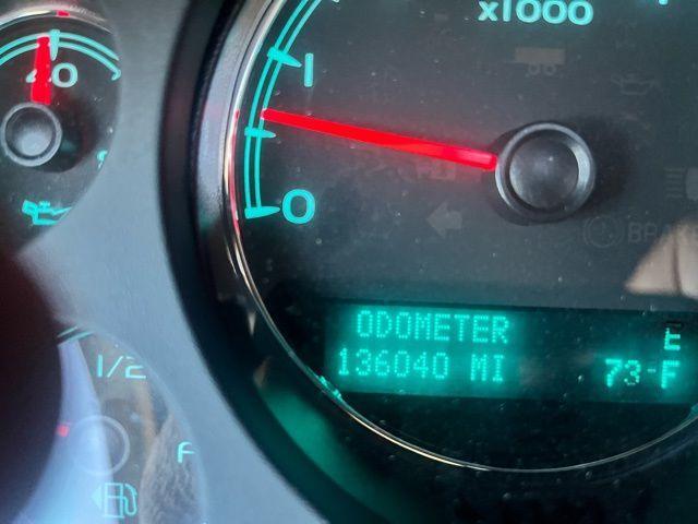 used 2013 GMC Yukon car, priced at $9,900