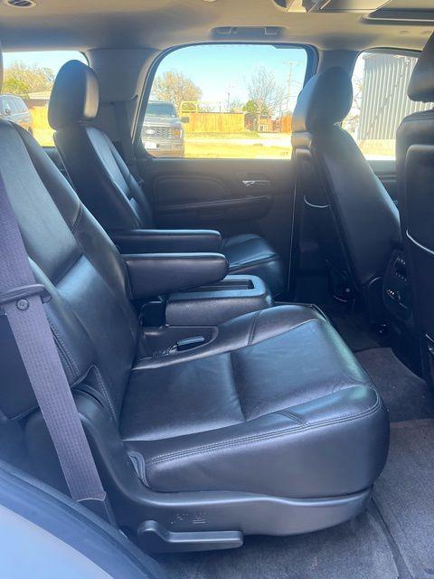 used 2013 GMC Yukon car, priced at $9,900