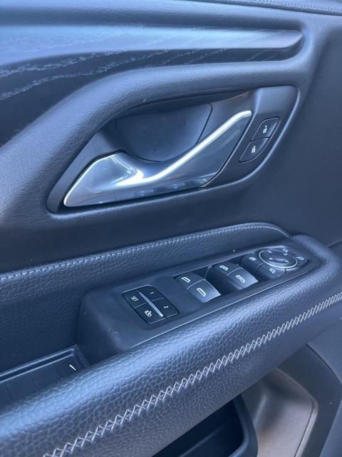 used 2023 GMC Yukon car, priced at $53,900