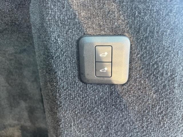 used 2019 Land Rover Range Rover Sport car, priced at $36,900