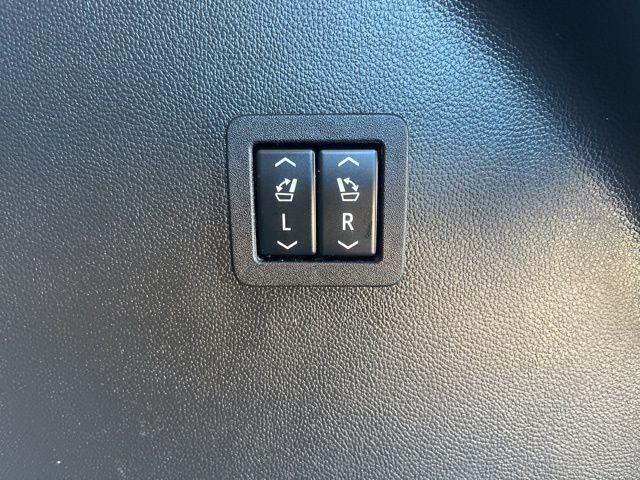 used 2023 Buick Enclave car, priced at $38,899