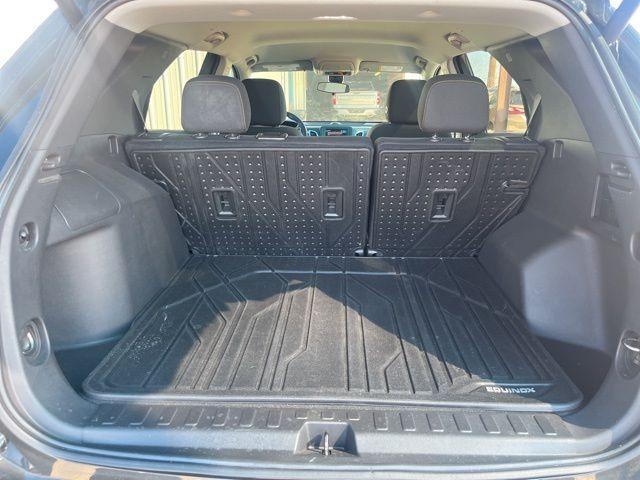 used 2023 Chevrolet Equinox car, priced at $22,900