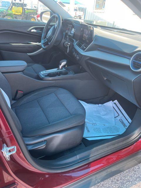 used 2025 Chevrolet Trax car, priced at $21,900