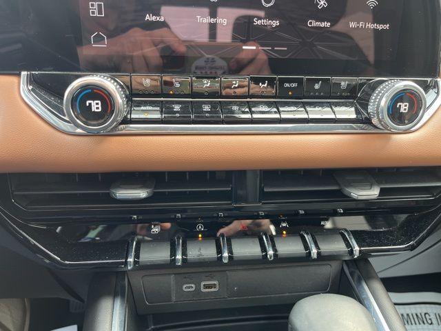 used 2025 GMC Canyon car, priced at $43,899