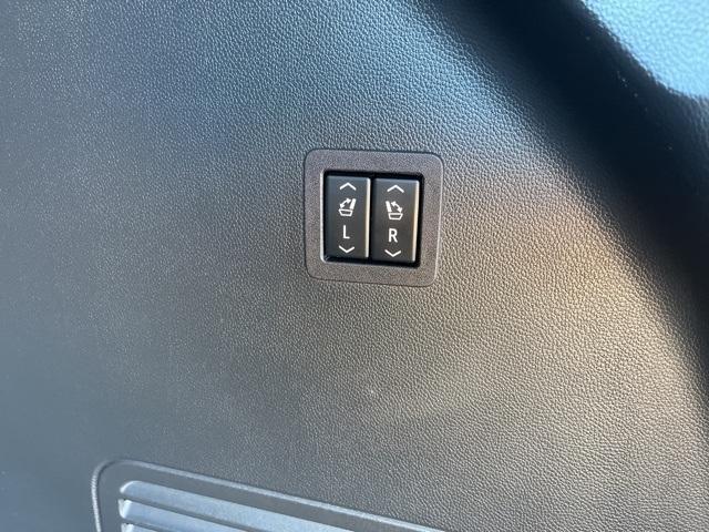 used 2024 Buick Enclave car, priced at $39,764