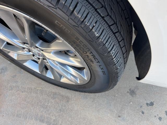 used 2024 Buick Enclave car, priced at $39,764