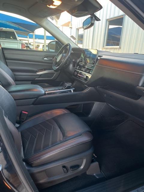 used 2022 Nissan Pathfinder car, priced at $24,900