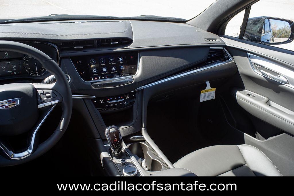 new 2025 Cadillac XT6 car, priced at $51,510