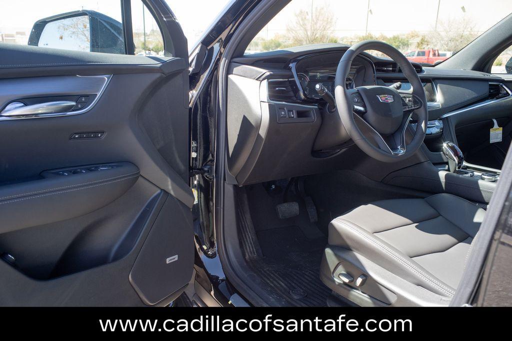 new 2025 Cadillac XT6 car, priced at $51,510