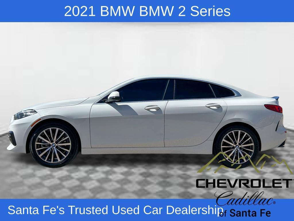 BMW 2 Series view 4
