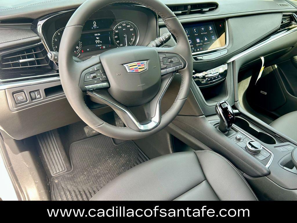 new 2025 Cadillac XT6 car, priced at $51,197