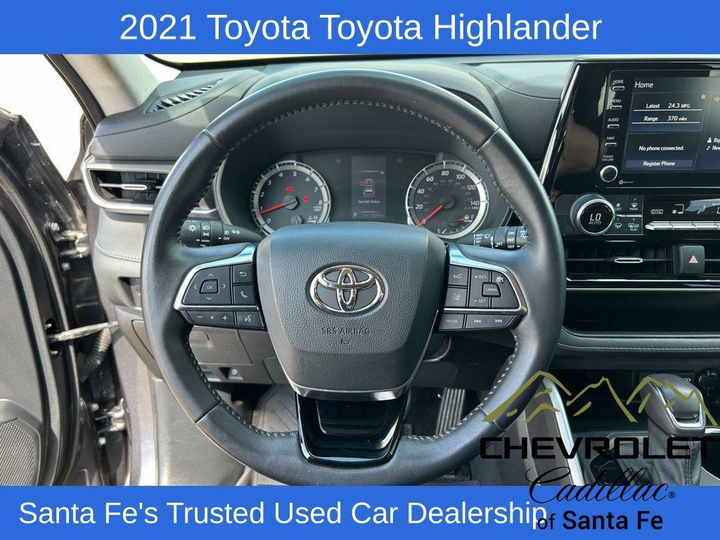 used 2021 Toyota Highlander car, priced at $29,629