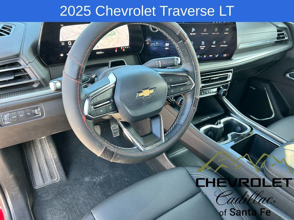 used 2025 Chevrolet Traverse car, priced at $38,988
