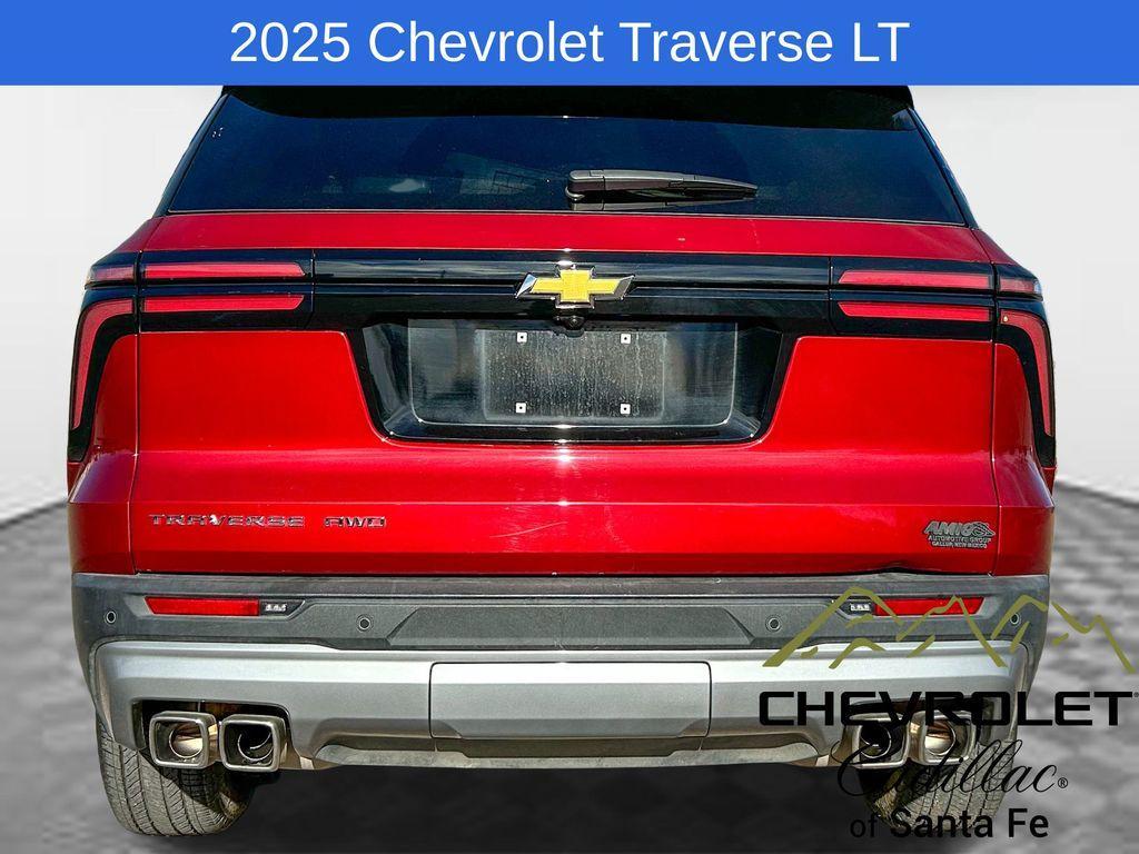 used 2025 Chevrolet Traverse car, priced at $38,988