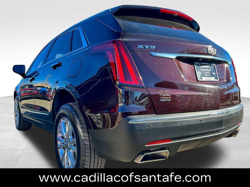 used 2021 Cadillac XT5 car, priced at $26,991