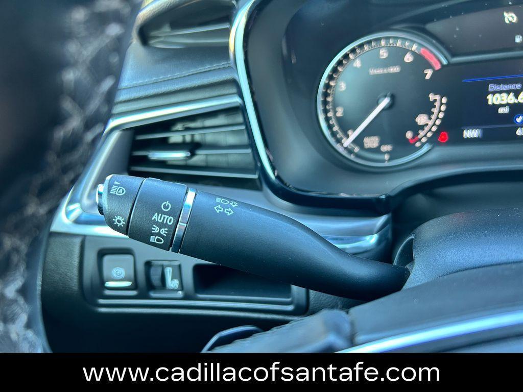 used 2021 Cadillac XT5 car, priced at $26,991