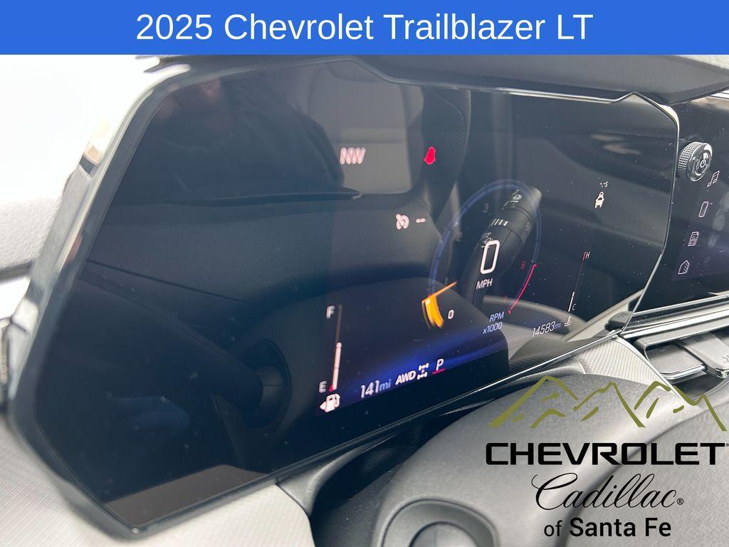 used 2025 Chevrolet TrailBlazer car, priced at $25,988