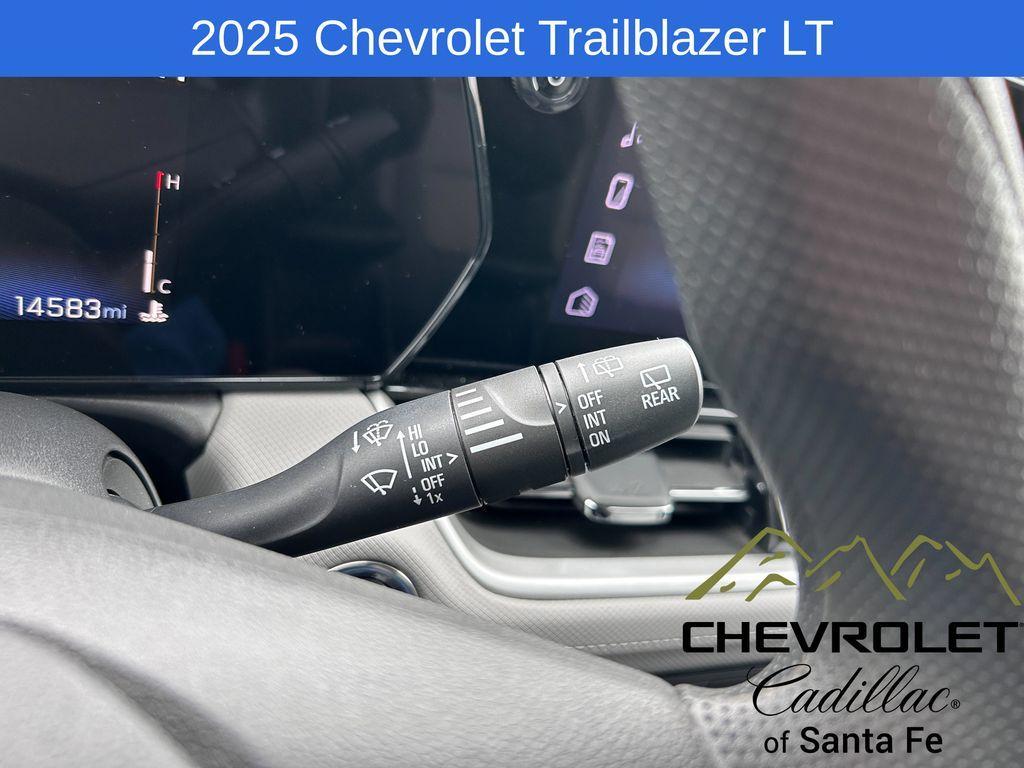 used 2025 Chevrolet TrailBlazer car, priced at $25,988