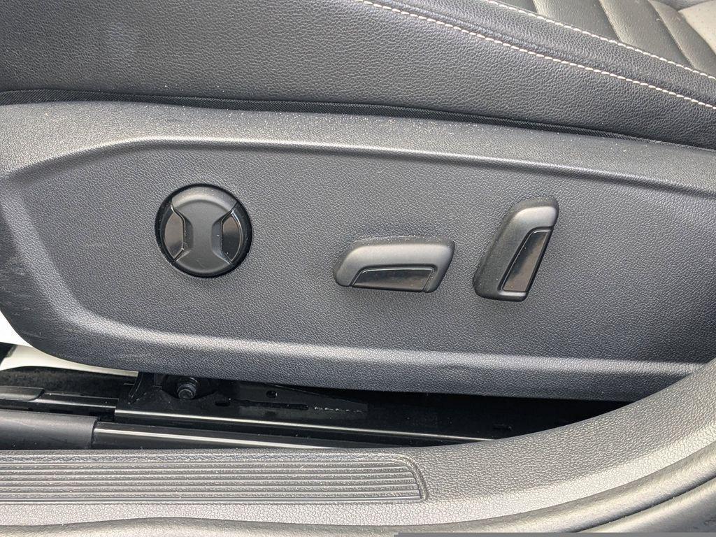 used 2024 Volkswagen Jetta car, priced at $16,822