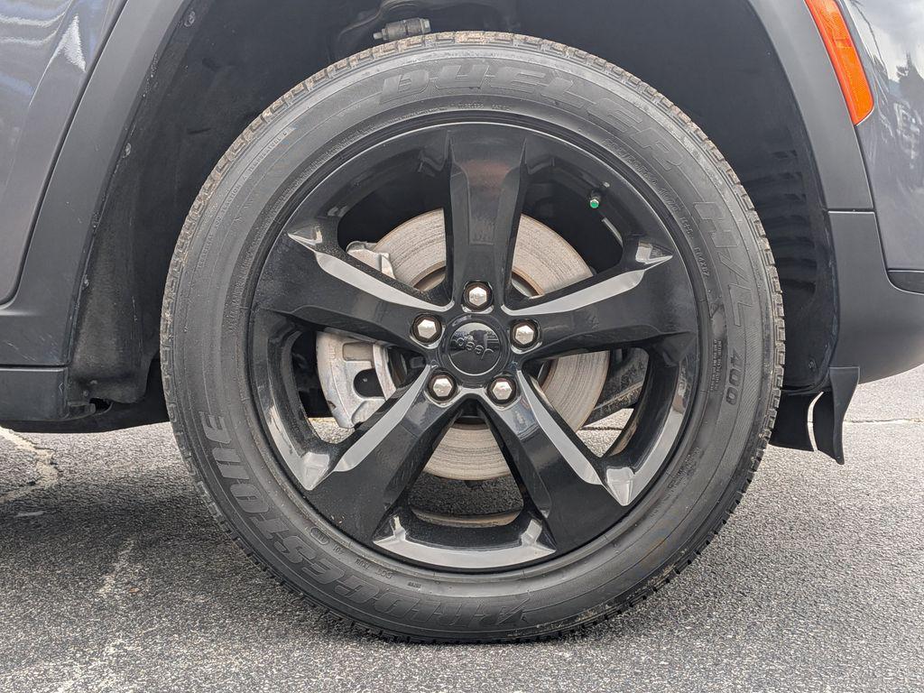 used 2023 Jeep Grand Cherokee L car, priced at $26,134