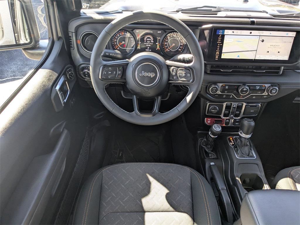used 2025 Jeep Gladiator car, priced at $42,371