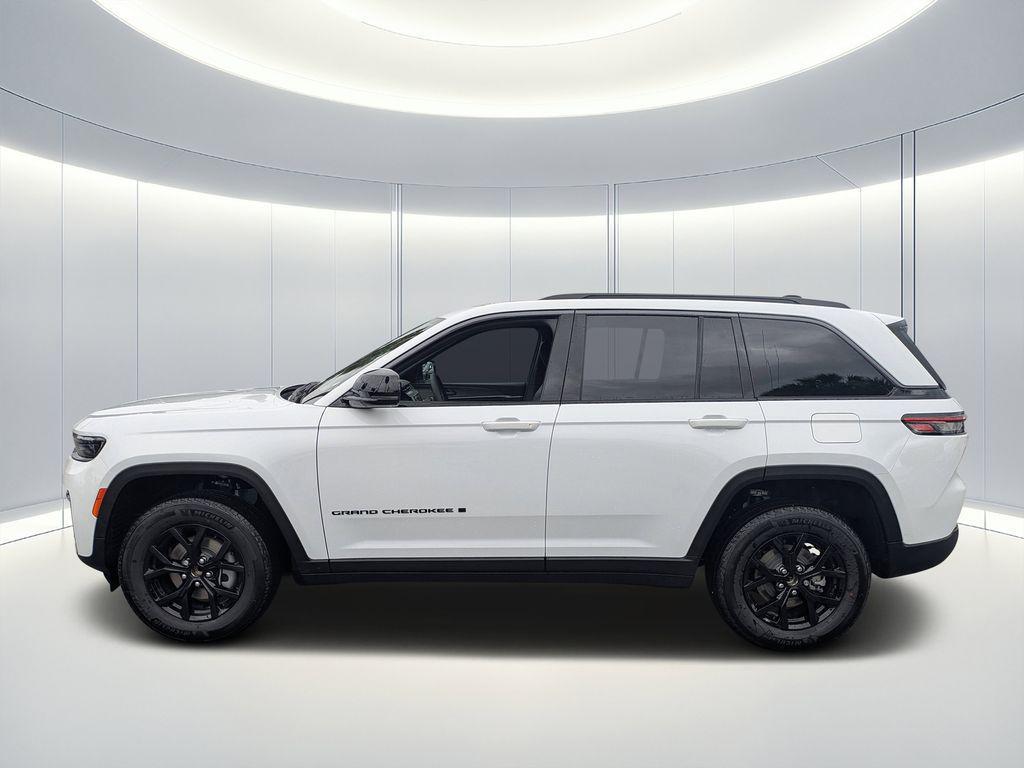 new 2026 Jeep Grand Cherokee car, priced at $37,585