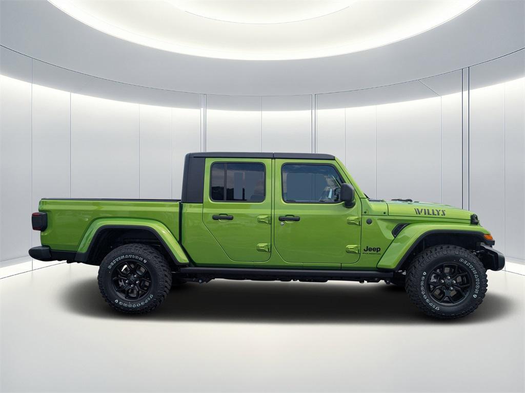 new 2025 Jeep Gladiator car, priced at $42,030