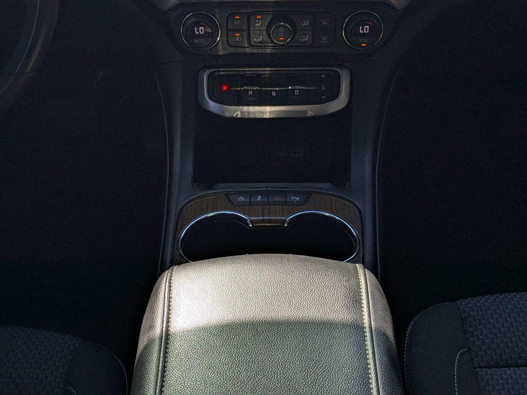 used 2023 GMC Acadia car, priced at $29,608